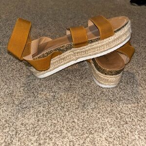 Women's Tan Espadrille Sandals